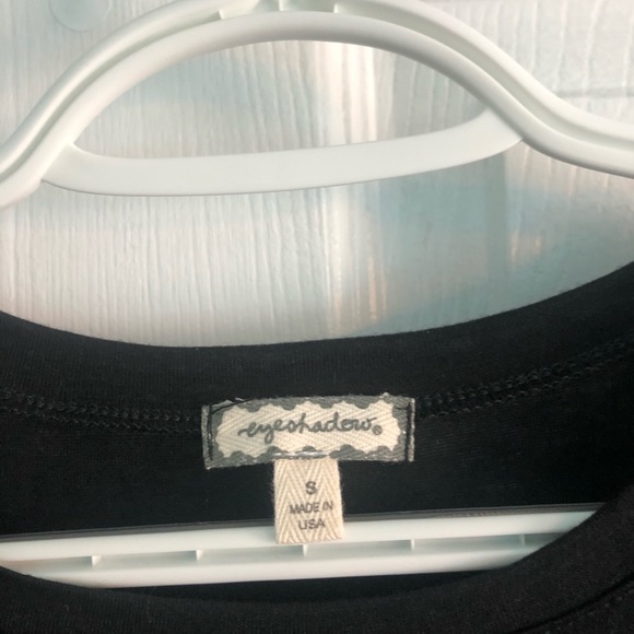 Eye Shadow Sleeveless Cat Shirt - Picture 6 of 6